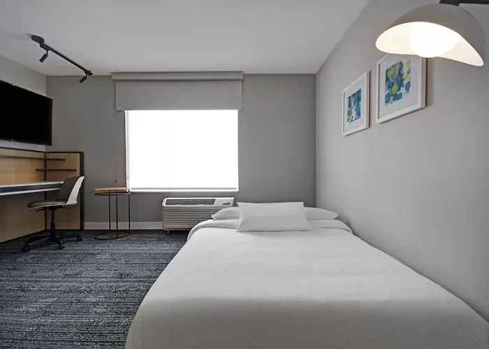 Towneplace Suites By Marriott Fall River Westport