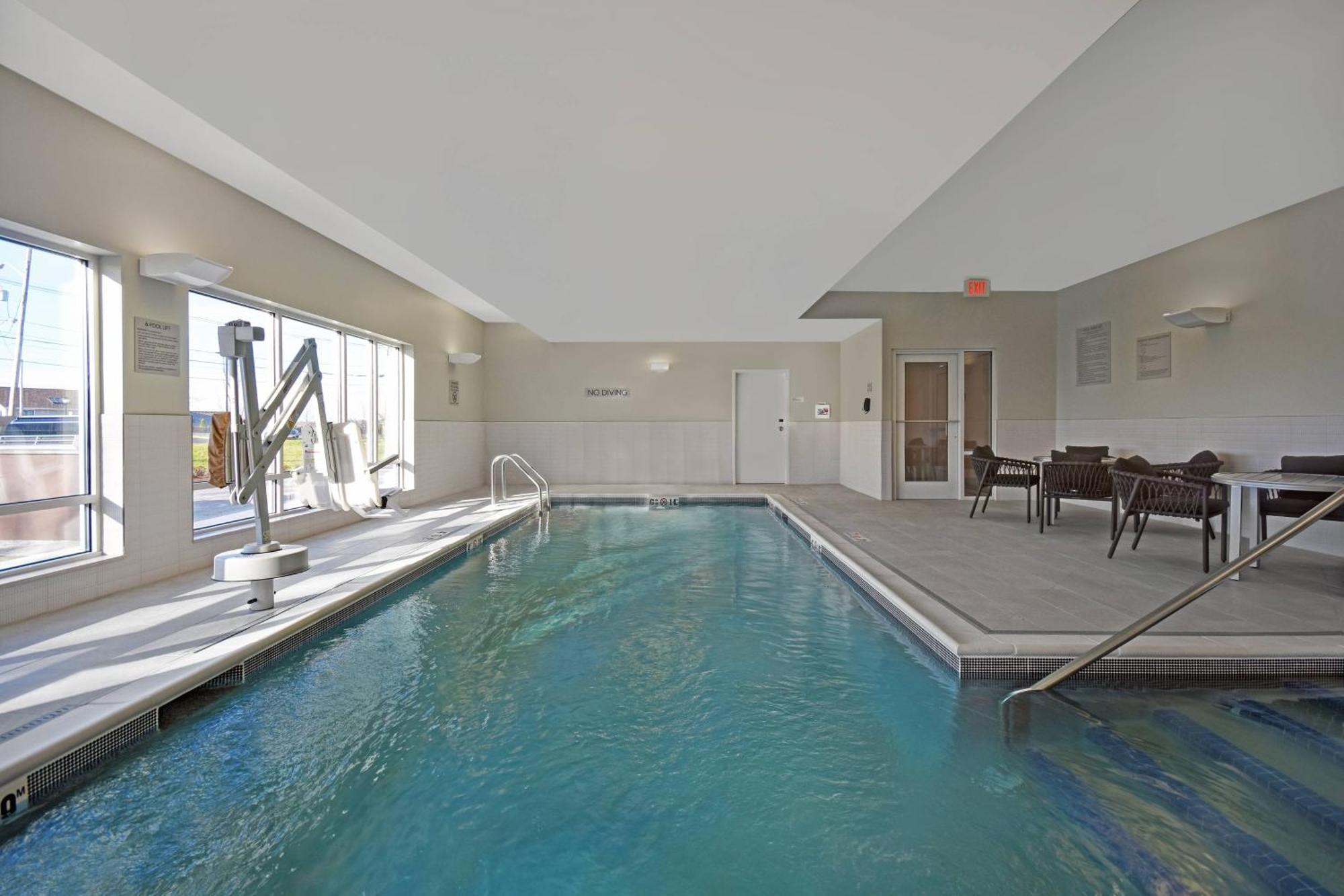 Towneplace By Marriott Westport Hotel