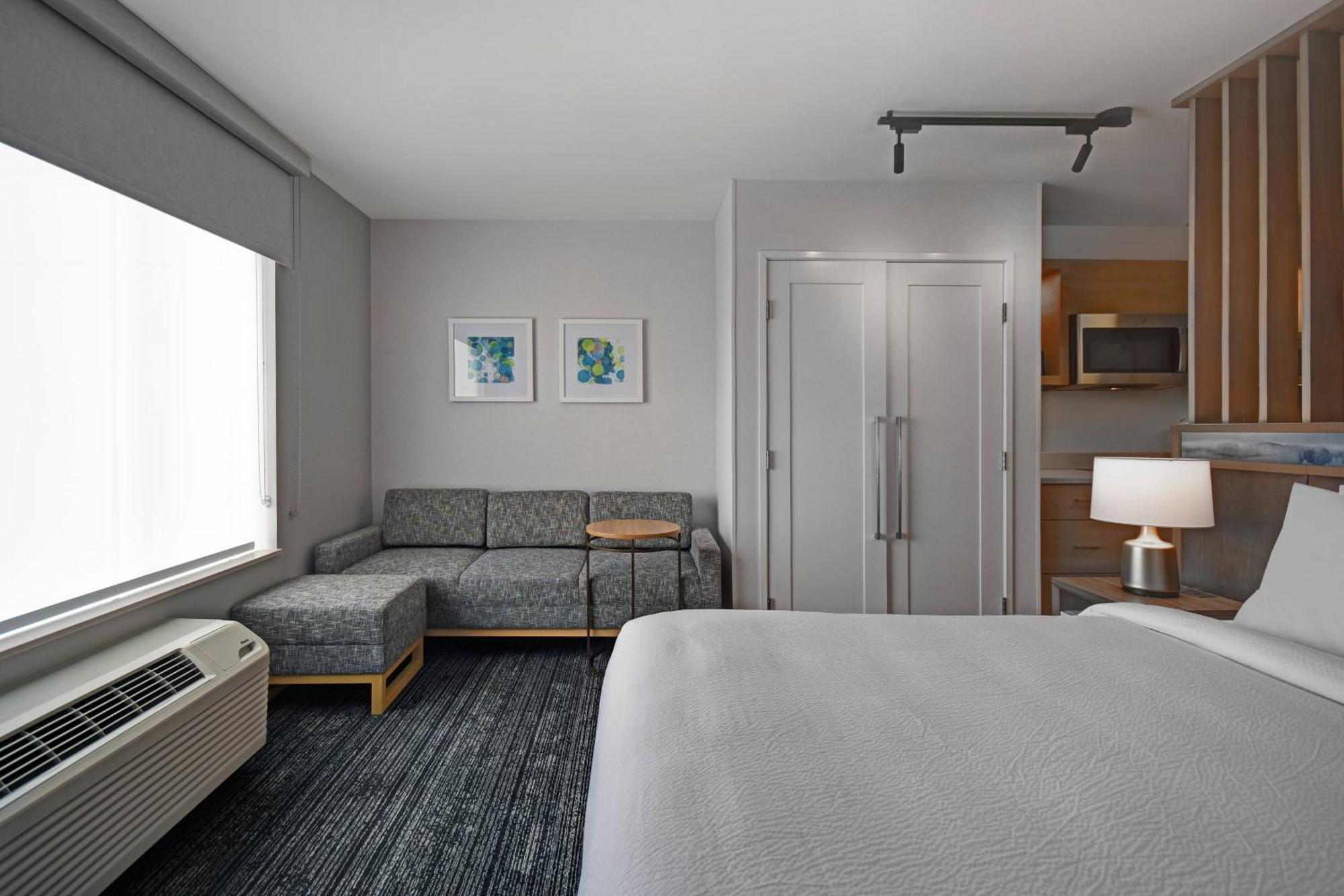 Towneplace By Marriott Westport Hotel